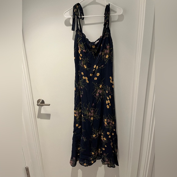 Reformation Nikita Dress - Picture 3 of 7